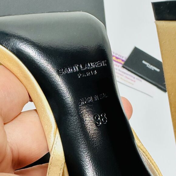 Saint Laurent Lila EU 38/ US 8 Sandals Soft Nude Gippy Buckle Ankle-Strap NIB - Picture 8 of 10